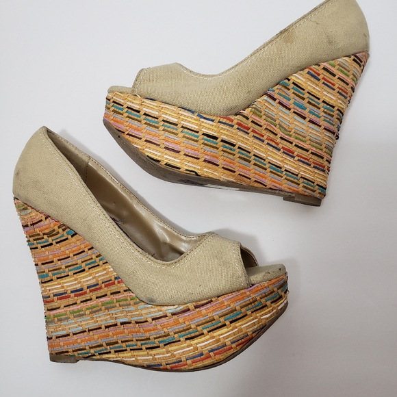 5/$15 Size 6 Speed Limit 98 Khaki Canvas Woven Platform Wedges - Picture 6 of 8